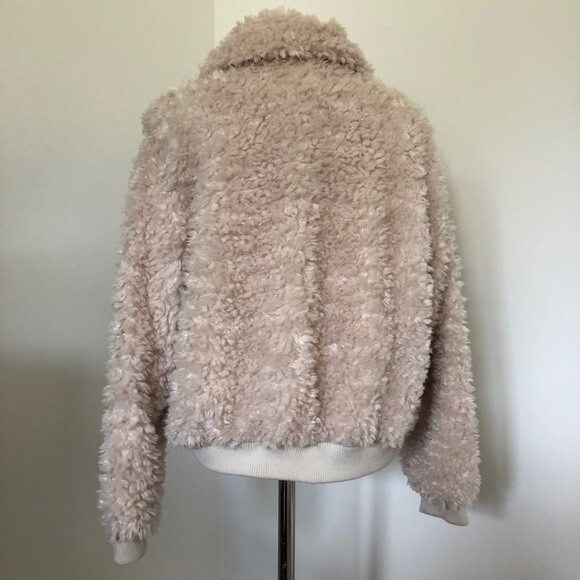 H&M Divided Jacket Womens Medium Cream Sherpa Bomber Faux Fur Teddy Bear New - Picture 5 of 13